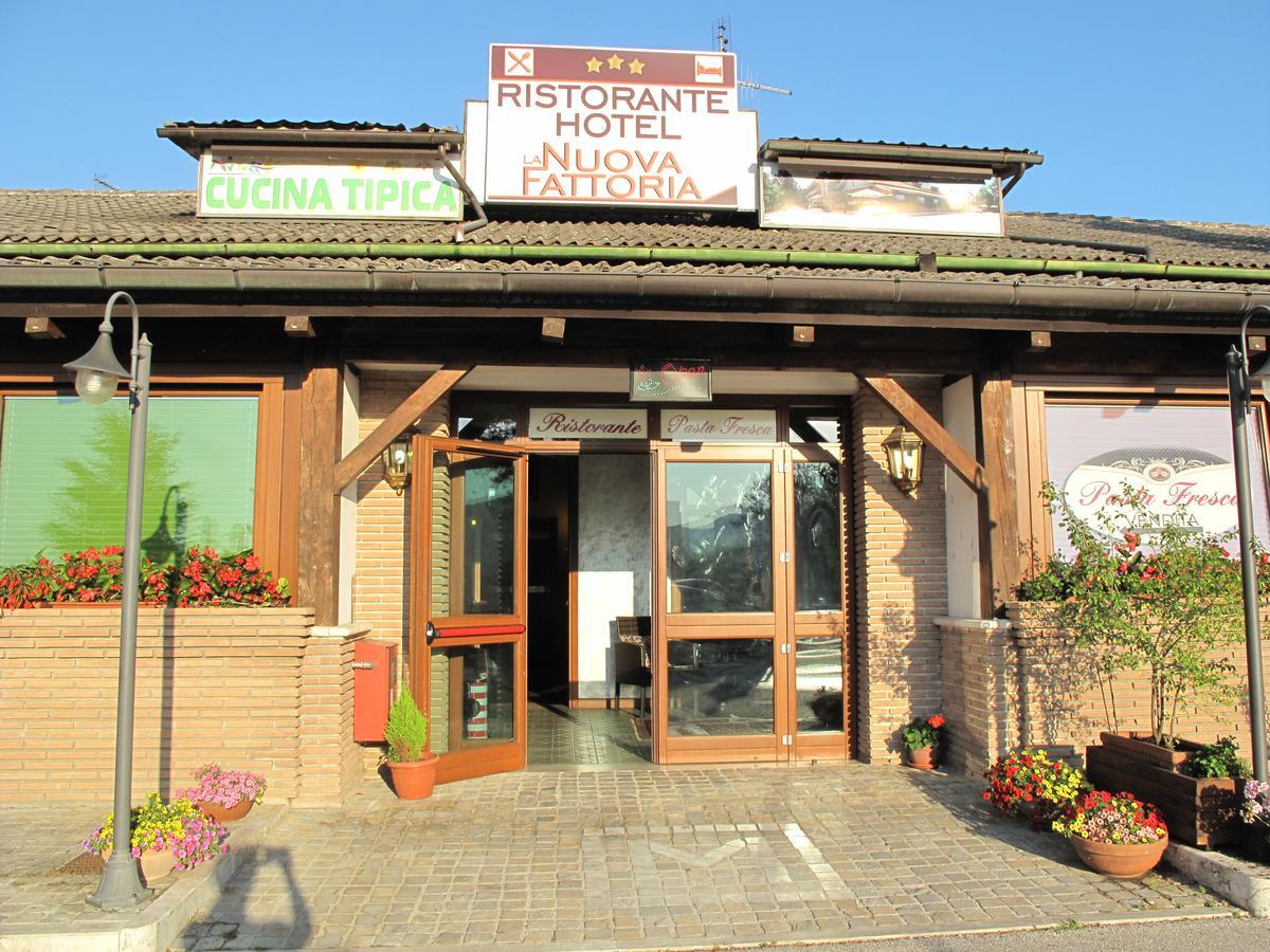 Hotel Ristorante La Nuova Fattoria 카르솔리 외부 사진